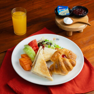 CONTINENTAL BREAKFAST